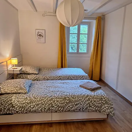 Maison Lesgarenia Holiday home Irissarry